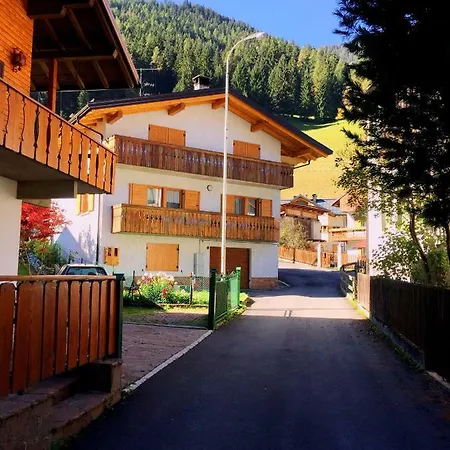 Appartement Cirmolo *